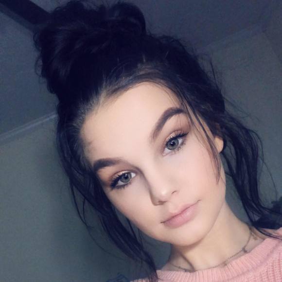 Meet your Posher, Brianna - Picture 1 of 1